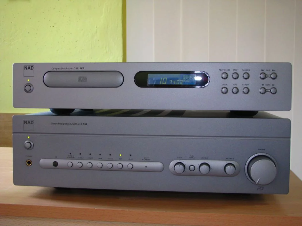 NAD C352,NAD C521BEE