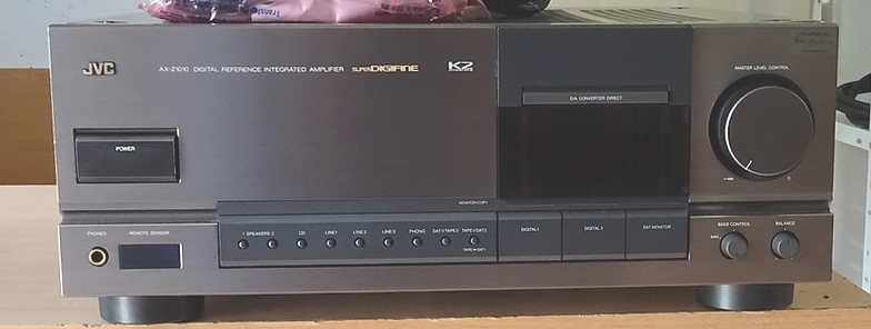 JVC AX-1010