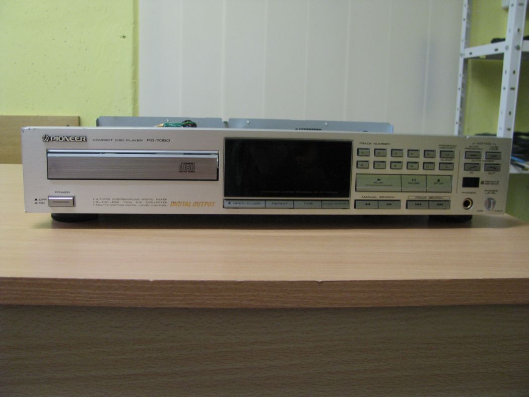 Pioneer PD-7050_1