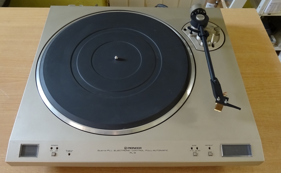 Pioneer PL 8