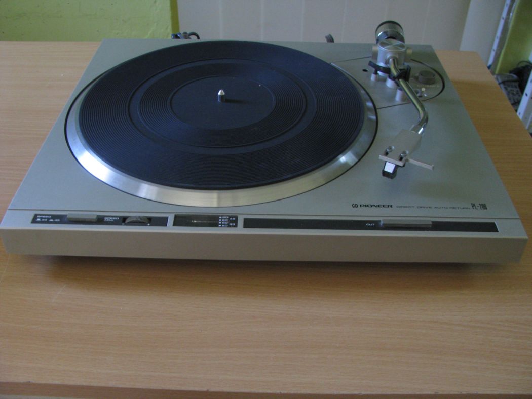 Pioneer PL-200_2