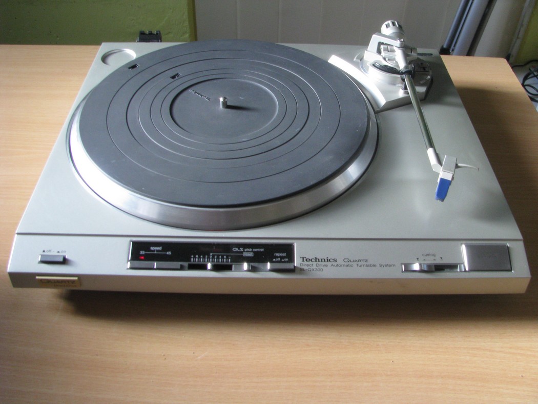 Technics SL-QX 300_1