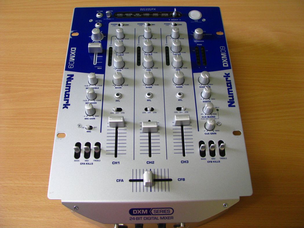 Numark DMX 09_1