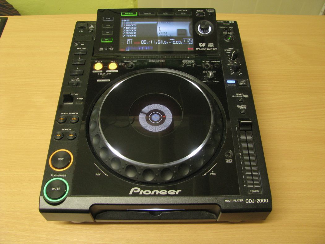 Pioneer CDJ-2000_2