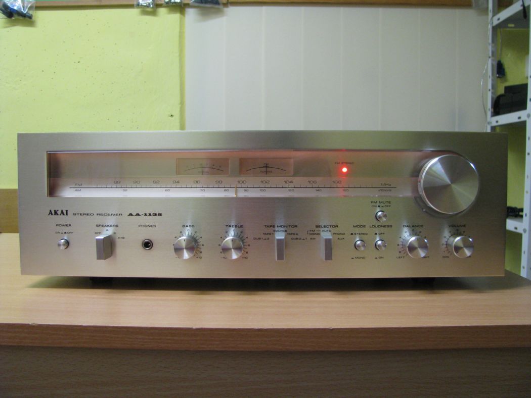 Akai AA-1035_2