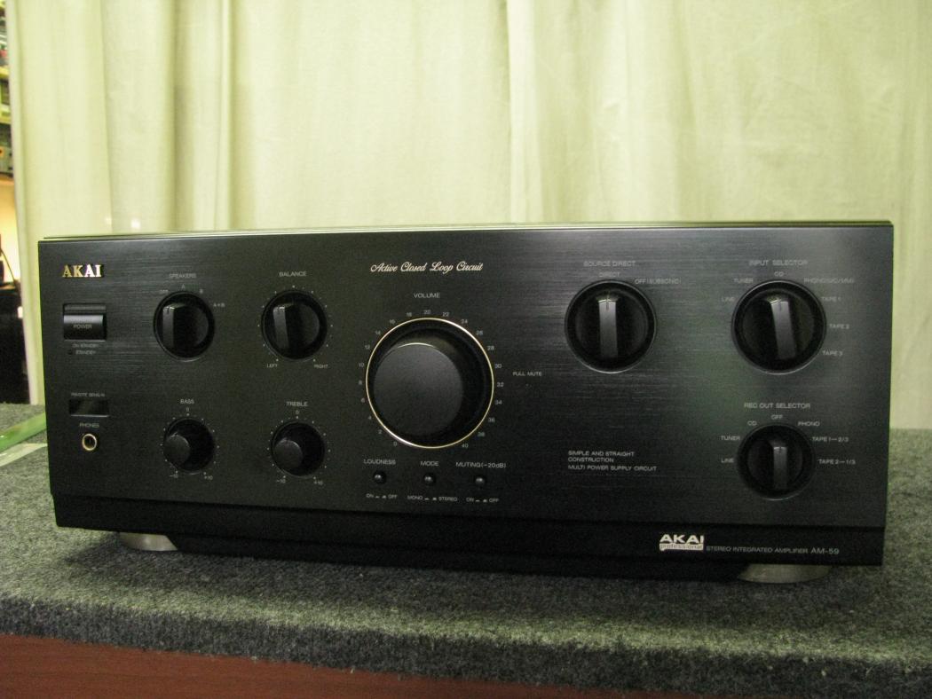 Akai AM-59_2