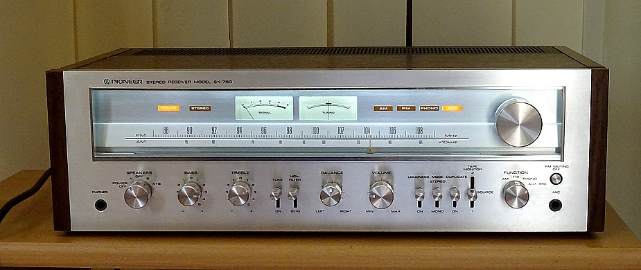 Pioneer SX-750