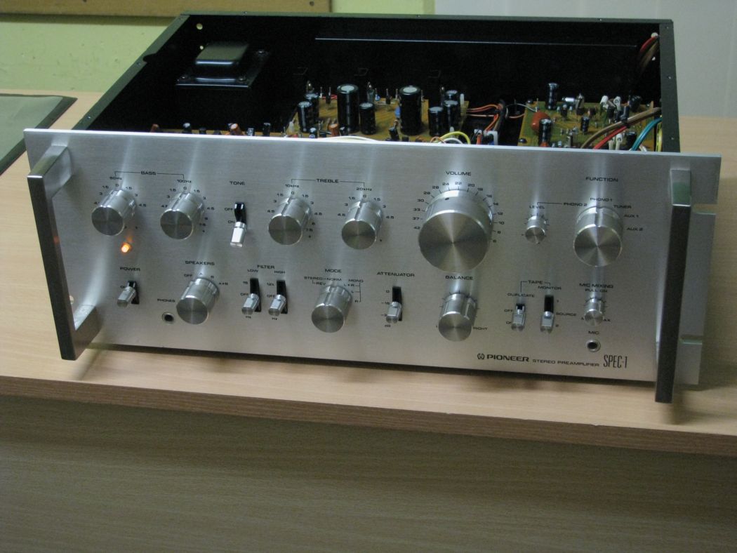 Pioneer SPEC 1_2